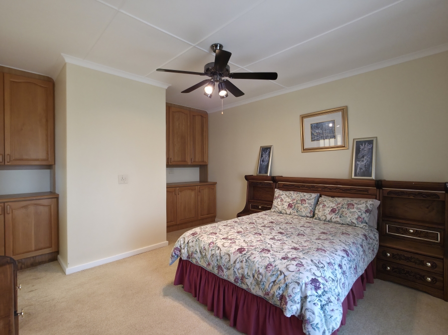 9 Bedroom Property for Sale in Noorsekloof Eastern Cape